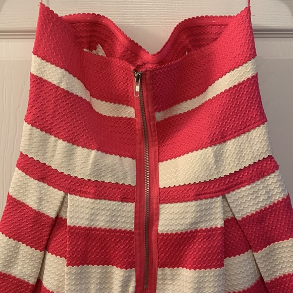 JEALOUS TOMATO BODYCON STRAPLESS DRESS :HOT PINK/OFF WHITE SZ M::EXPOSED ZIPPER - Picture 4 of 7